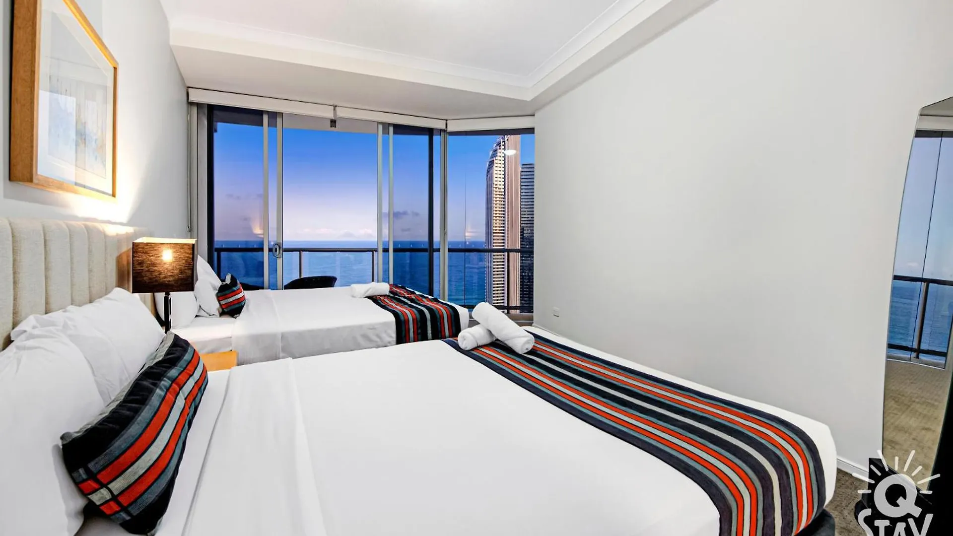 Aparthotel Chevron Renaissance By Vaun Gold Coast