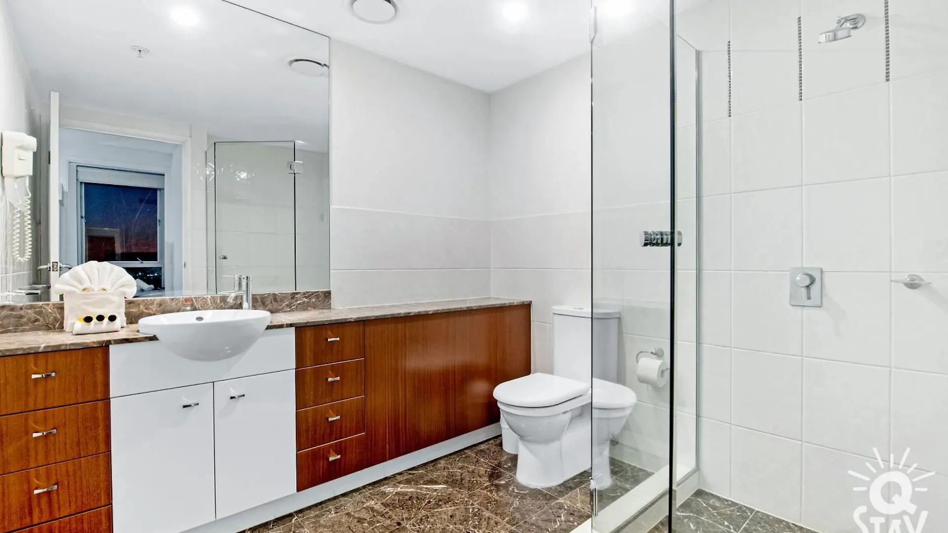 Aparthotel Chevron Renaissance By Vaun Gold Coast