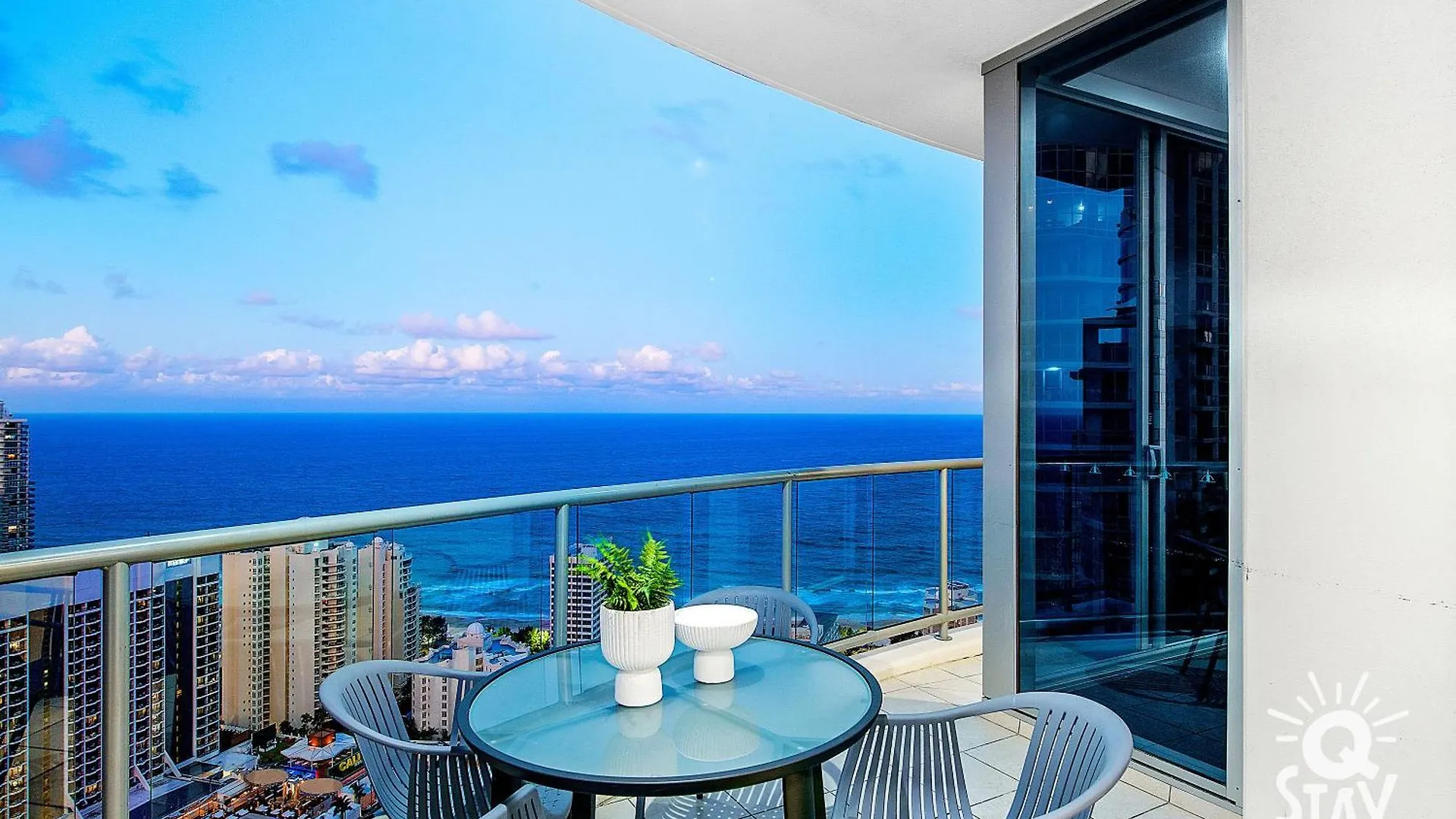 Chevron Renaissance By Vaun Apart otel Gold Coast 0*,  Avustralya